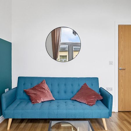 Spacious House By Quay - Sleeps 7 - Free Parking 플리머스 외부 사진