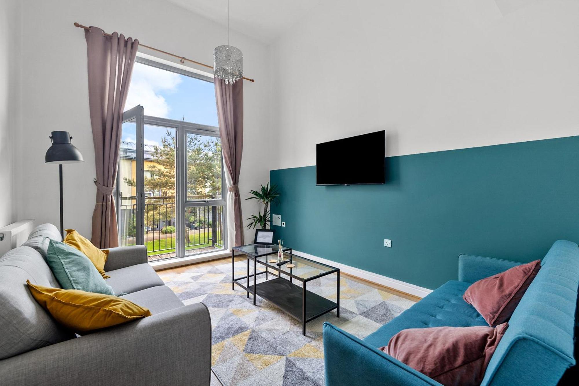 Spacious House By Quay - Sleeps 7 - Free Parking 플리머스 외부 사진