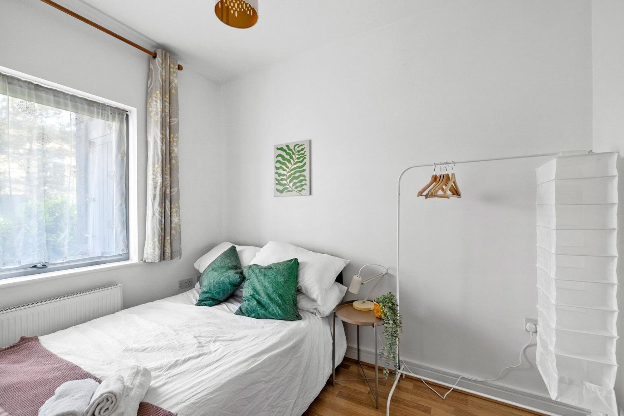 Spacious House By Quay - Sleeps 7 - Free Parking 플리머스 외부 사진