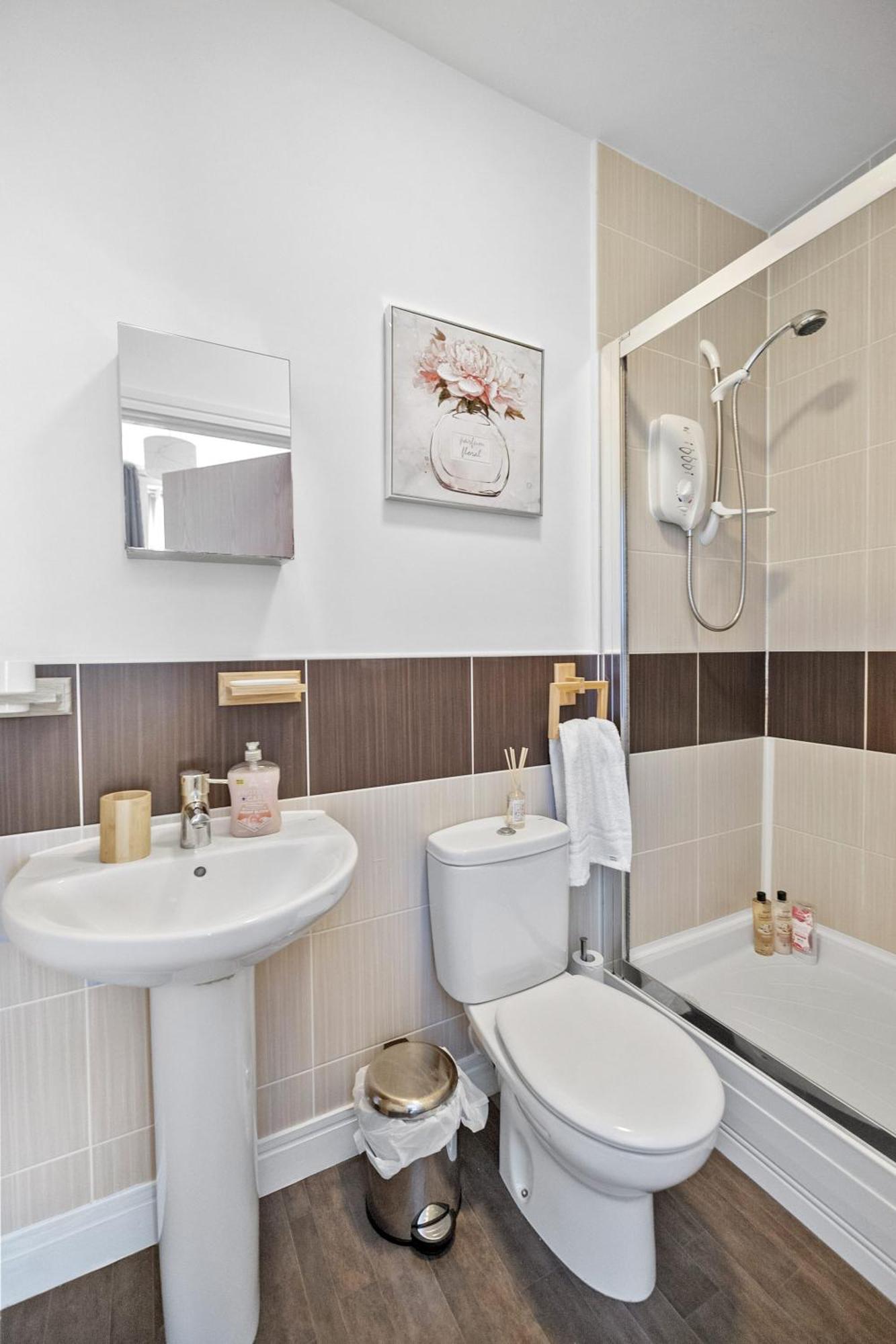 Spacious House By Quay - Sleeps 7 - Free Parking 플리머스 외부 사진
